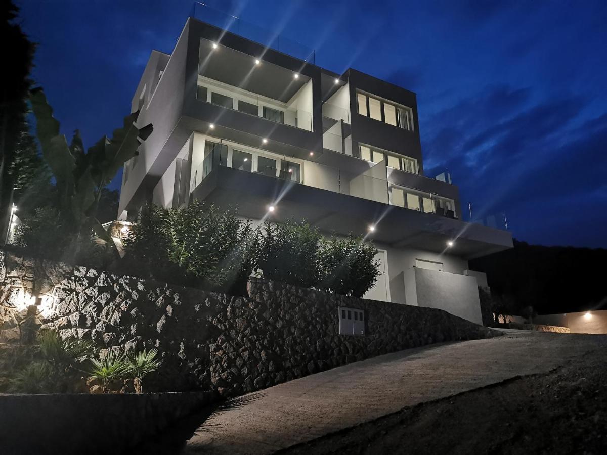 Villa Isabela Ічичі Екстер'єр фото