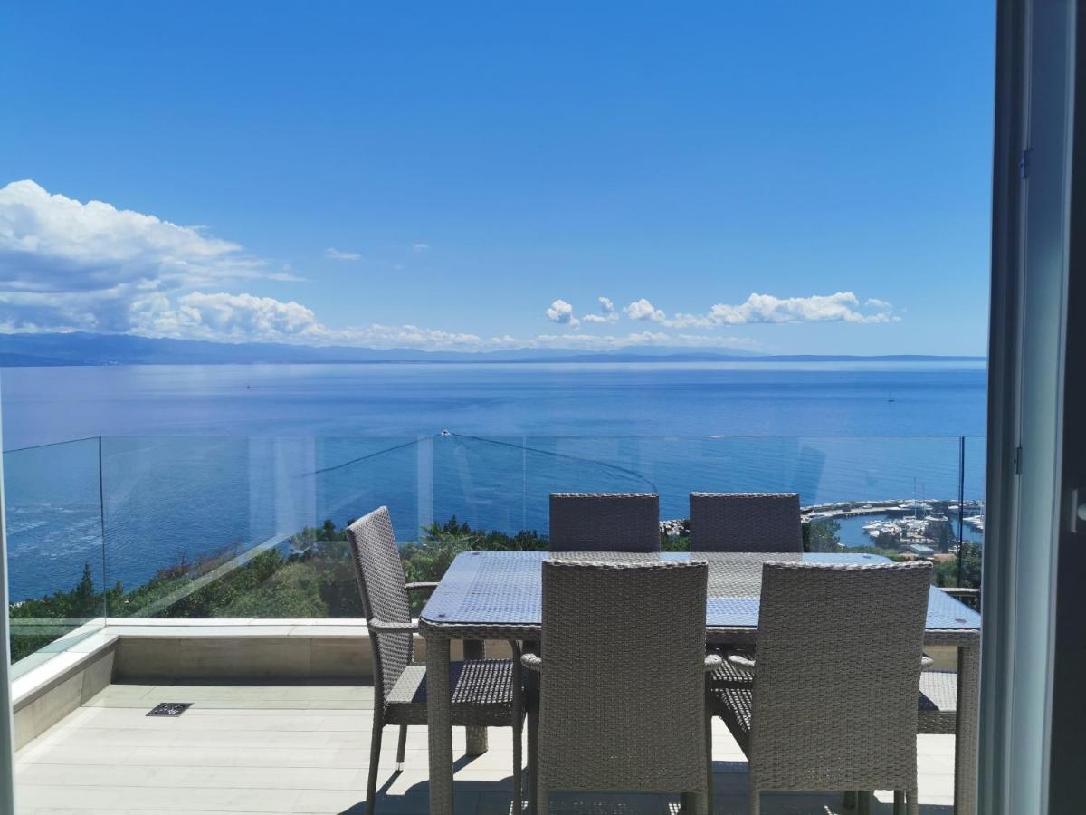 Villa Isabela Ічичі Екстер'єр фото